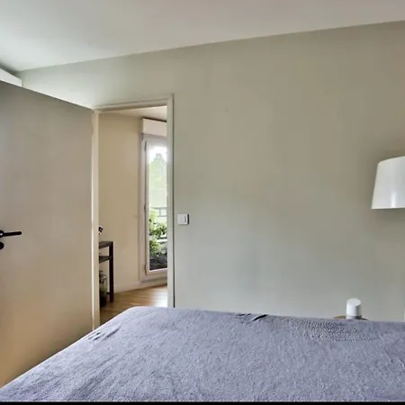 Spacious Cocoon Near Clignancourt Lejlighed
